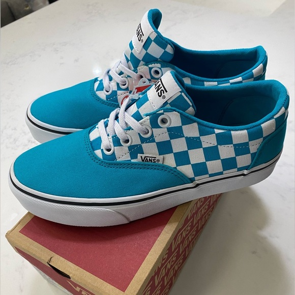 Vans Shoes - SOLD ‼️✨VANS NEW✨  WOMAN SHOES 👟